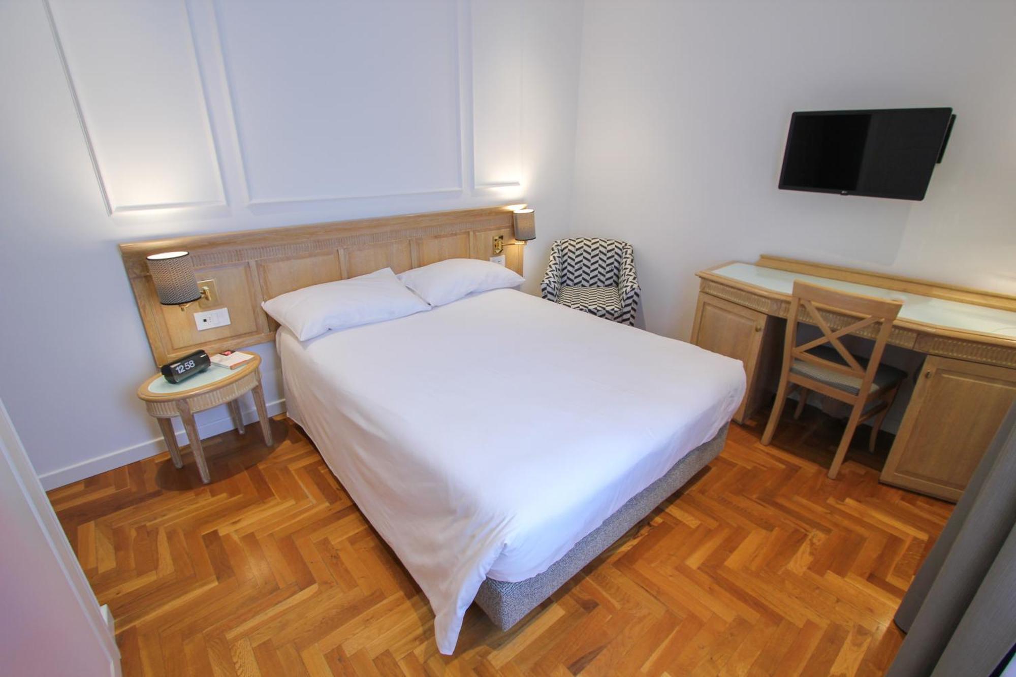 Ambassador Palace Hotel Udine Esterno foto